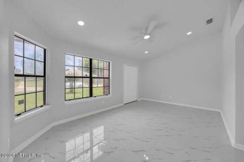 3861 Winter Berry Road, Jacksonville FL - photo 7 of 49