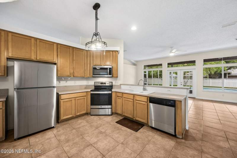 4 bedroom Single Family Residence at 23954 Flora Parke Boulevard, Flora Parke, Fernandina Beach — photo 4