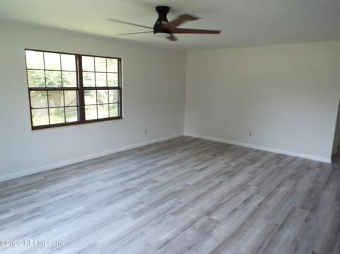 1019 Hillock Drive, Jacksonville FL - photo 9 of 52