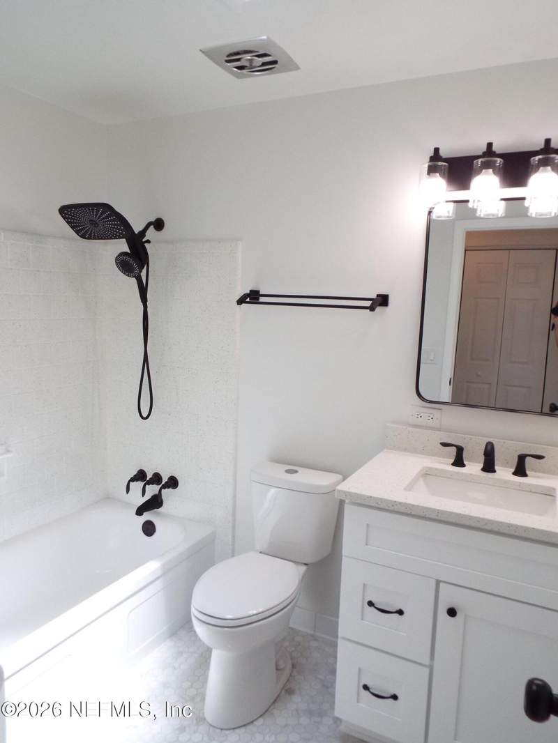 3 bedroom Single Family Residence at 1019 Hillock Drive, Rolling Hills, Jacksonville — photo 4