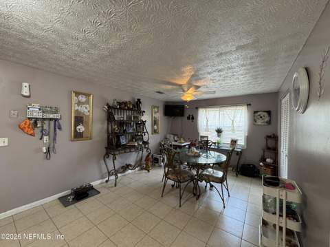 4434 Harbor View Drive, Jacksonville FL - photo 6 of 17