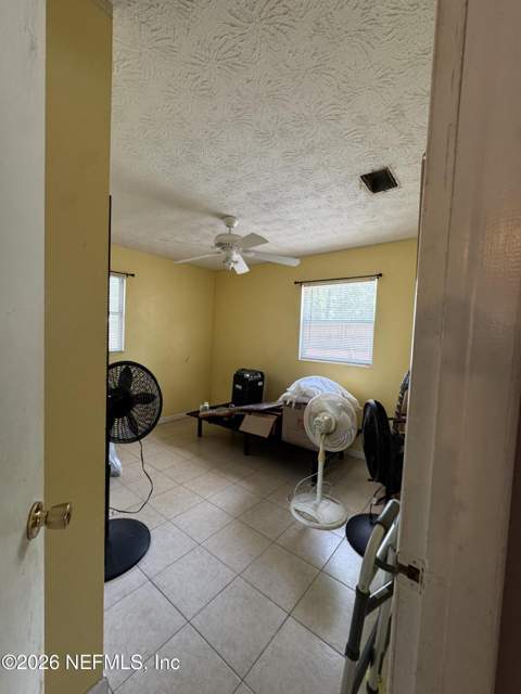 4434 Harbor View Drive, Jacksonville FL - photo 9 of 17
