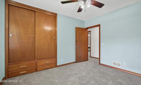 5060 Carmel Drive, Jacksonville FL - photo 11 of 19