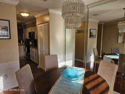 1307 River Hills Circle #14, Jacksonville FL - photo 7 of 28
