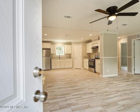 11314 Deerwood Circle, Macclenny FL - photo 10 of 33