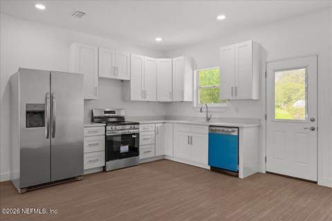 6297 1st Avenue, Keystone Heights FL - photo 12 of 36