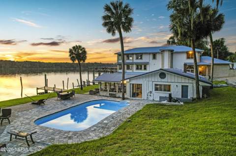 703 Front Street, Welaka FL - photo 7 of 78