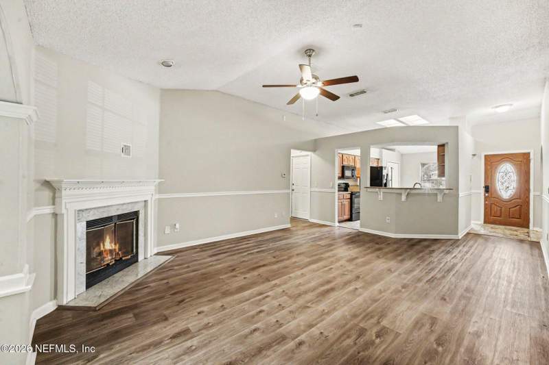 3 bedroom Single Family Residence at 4156 Davie Court, Melissa Estates, Jacksonville — photo 4
