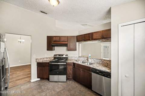 3414 Cozumel Court, Jacksonville FL - photo 6 of 14