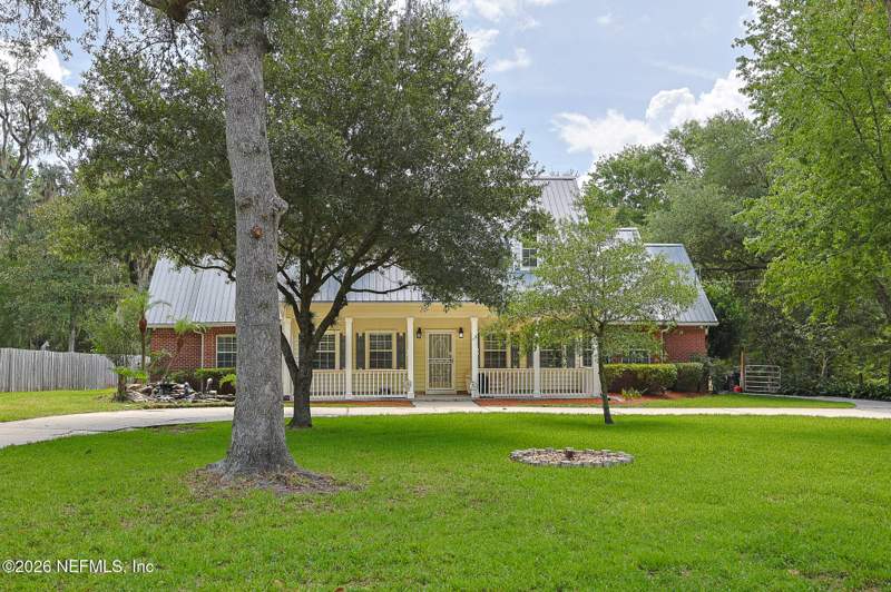 3 bedroom Single Family Residence at 2235 Strawberry Creek Lane, Middleburg, Middleburg — photo 2
