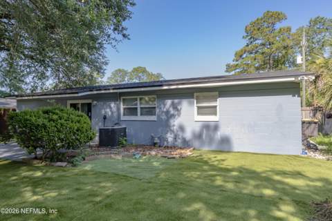 2337 Betsy Drive, Jacksonville FL - photo 17 of 20