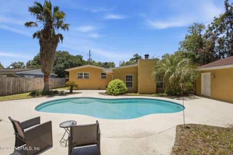 8159 Ladoga Avenue, Jacksonville FL - photo 14 of 50