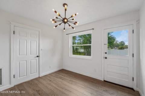 6549 Lou Drive, Jacksonville FL - photo 11 of 29