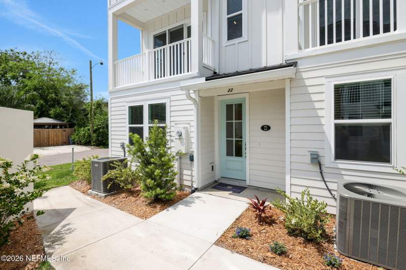 4 bedroom Townhouse at 22 N Beach Way, North Beach, Jacksonville Beach — photo 3