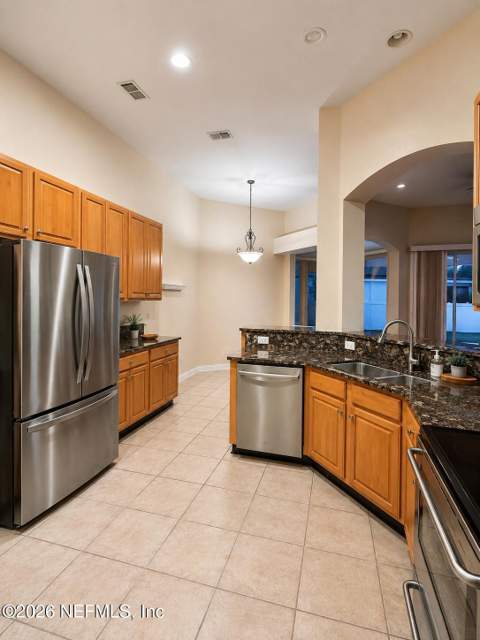 10441 Creston Glen Circle, Jacksonville FL - photo 13 of 36