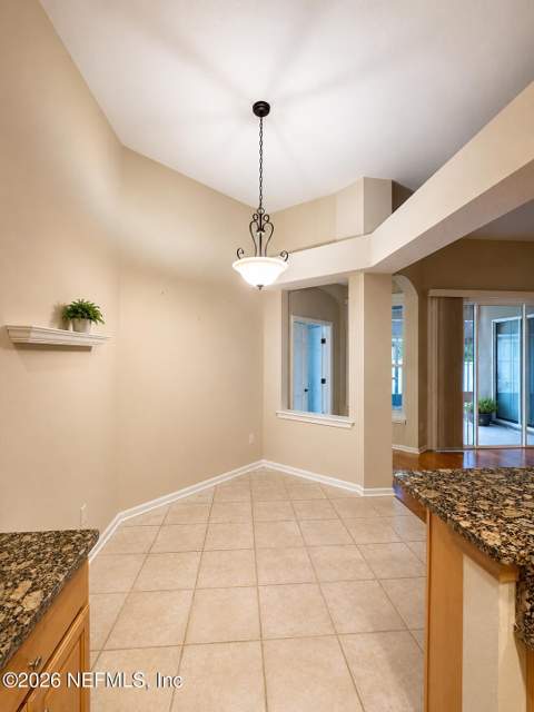 10441 Creston Glen Circle, Jacksonville FL - photo 16 of 36