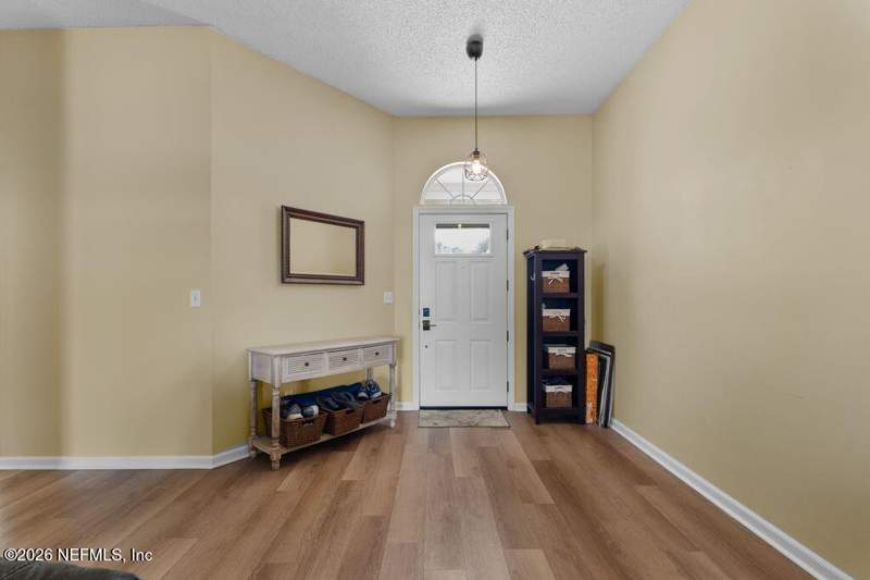 3 bedroom Single Family Residence at 3823 Union Pacific Drive, Fox Chase, Jacksonville — photo 4