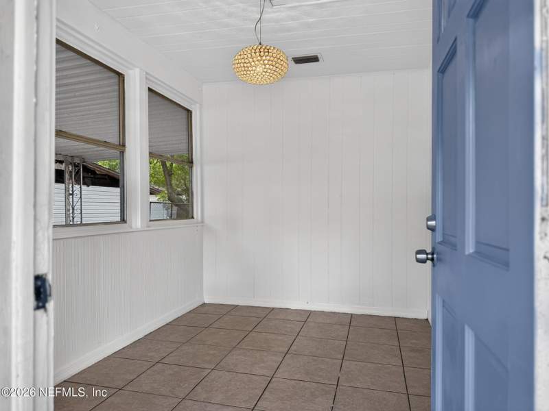 2 bedroom Single Family Residence at 2229 Home Park Circle, St Nicholas Park, Jacksonville — photo 4