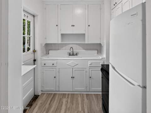 2229 Home Park Circle, Jacksonville FL - photo 11 of 22