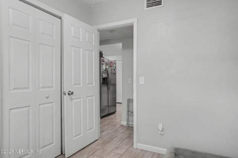 913 Depaul Drive, Jacksonville FL - photo 9 of 12