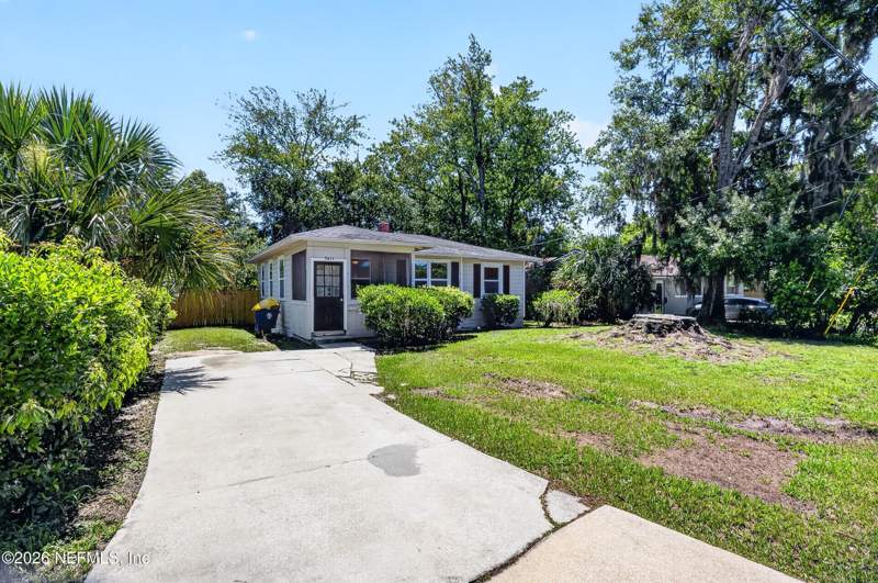 3 bedroom Single Family Residence at 7611 Tarleton Road, Lake Forest, Jacksonville — photo 3