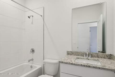 7329 Everett Forest Drive, Jacksonville FL - photo 16 of 18