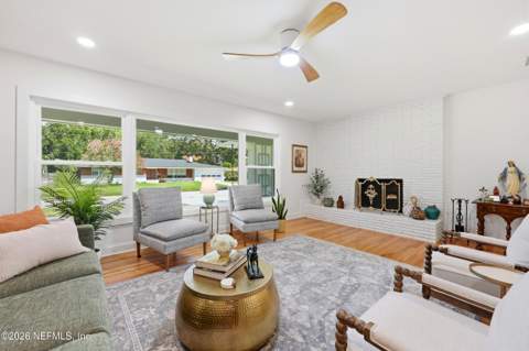 2348 Smullian Trail, Jacksonville FL - photo 9 of 57