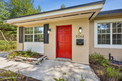 5266 Camille Avenue, Jacksonville FL - photo 6 of 34