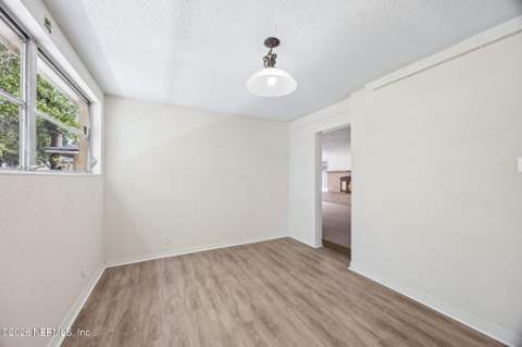 5266 Camille Avenue, Jacksonville FL - photo 14 of 34