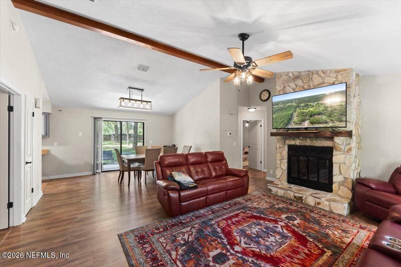 3 bedroom Single Family Residence at 4551 Antelope Street, Black Creek Park, Middleburg — photo 3