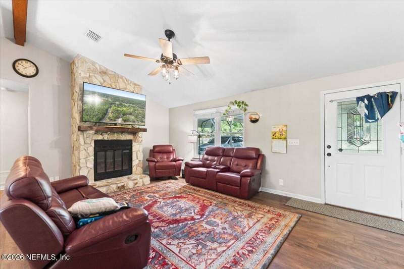 3 bedroom Single Family Residence at 4551 Antelope Street, Black Creek Park, Middleburg — photo 5