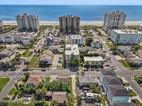 1318 2nd Street, Jacksonville Beach FL - photo 10 of 14