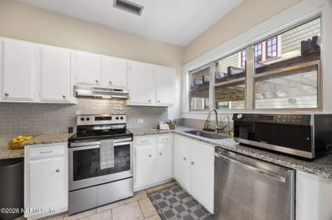 3563 Herschel Street, Jacksonville FL - photo 14 of 58