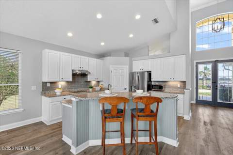 14550 Marsh Breeze Court, Jacksonville FL - photo 15 of 48