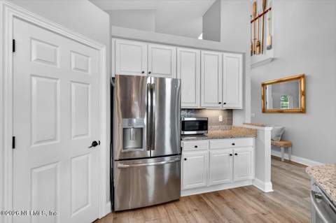 14550 Marsh Breeze Court, Jacksonville FL - photo 17 of 48