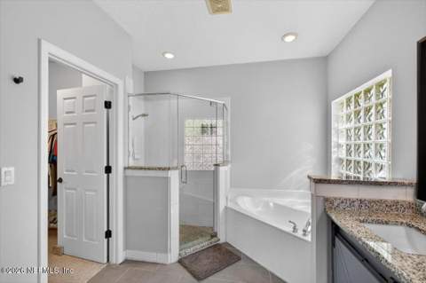 14550 Marsh Breeze Court, Jacksonville FL - photo 24 of 48