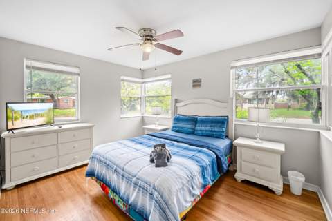 4820 Avent Drive, Jacksonville FL - photo 17 of 47