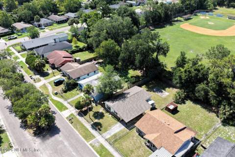 5926 Longchamp Drive, Jacksonville FL - photo 20 of 24