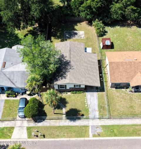 5926 Longchamp Drive, Jacksonville FL - photo 21 of 24