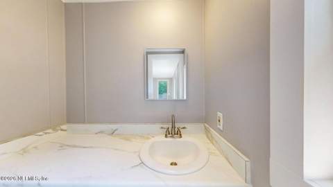 5926 Longchamp Drive, Jacksonville FL - photo 12 of 24