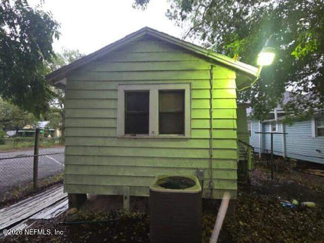 3 bedroom Single Family Residence at 430 Woodlawn Avenue, Woodhaven Park, Jacksonville — photo 2