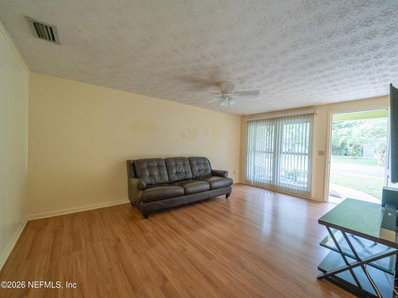 3 bedroom Single Family Residence at 758 Trambley Drive, Heritage South, Jacksonville — photo 4