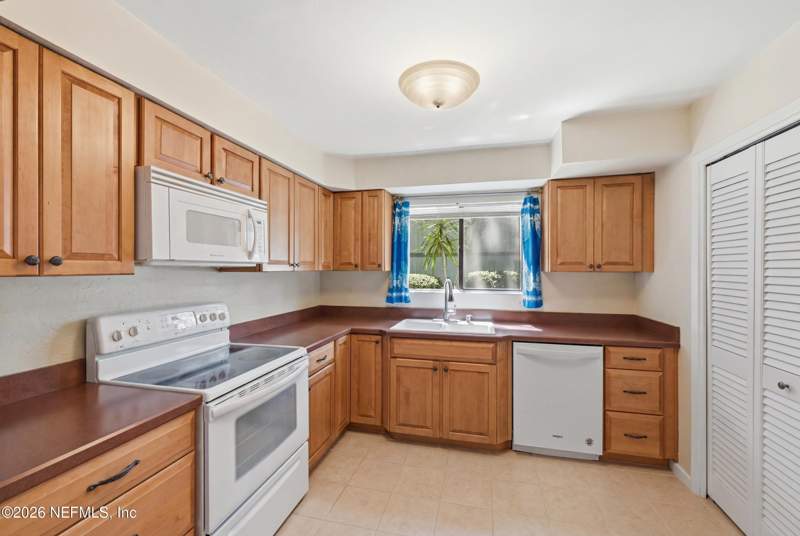 2 bedroom Condominium at 2700 Mizell Avenue #102A, Amelia Wood Beach &, Fernandina Beach — photo 4