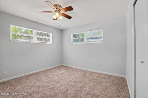 5811 Norde Drive, Jacksonville FL - photo 9 of 17