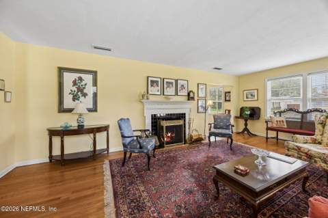 4388 Yacht Club Road, Jacksonville FL - photo 10 of 40