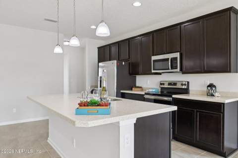 86527 Rest Haven Court, Yulee FL - photo 12 of 68