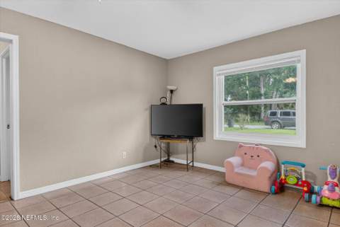 3718 Peach Drive, Jacksonville FL - photo 18 of 42