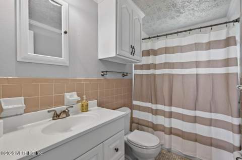 9925 Timberlake Drive, Jacksonville FL - photo 24 of 37