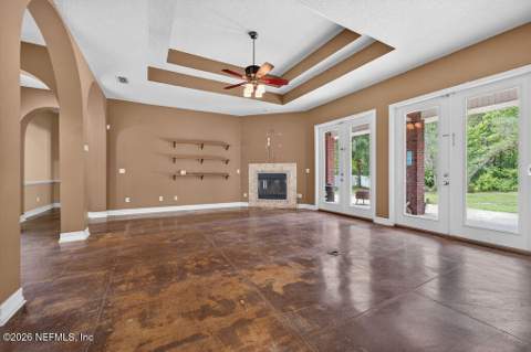 241 Pioneer Trail, Palatka FL - photo 8 of 85