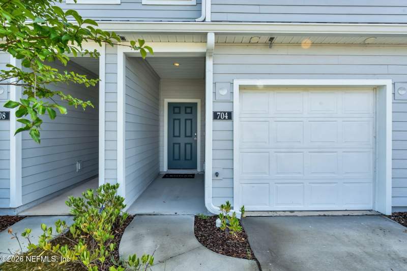 3 bedroom Townhouse at 704 Holly Lakes Drive, Townhomes of Holly Cove, Orange Park — photo 2
